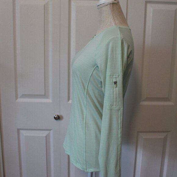 Athleta Pacifica: Rashguard/Sun Shirt - Picture 5 of 7